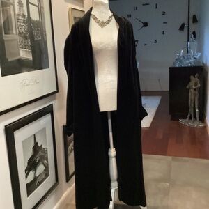 Vintage Collections Black Velvet Opera Coat Duster,large
